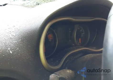 2017 Jeep Cherokee Latitude 4X4 из США, поврежденный, VIN 1C4PJMCB8HW557747